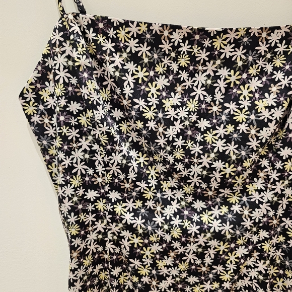 Sunday Best size 4 ditzy floral shimmer dress - Picture 3 of 9